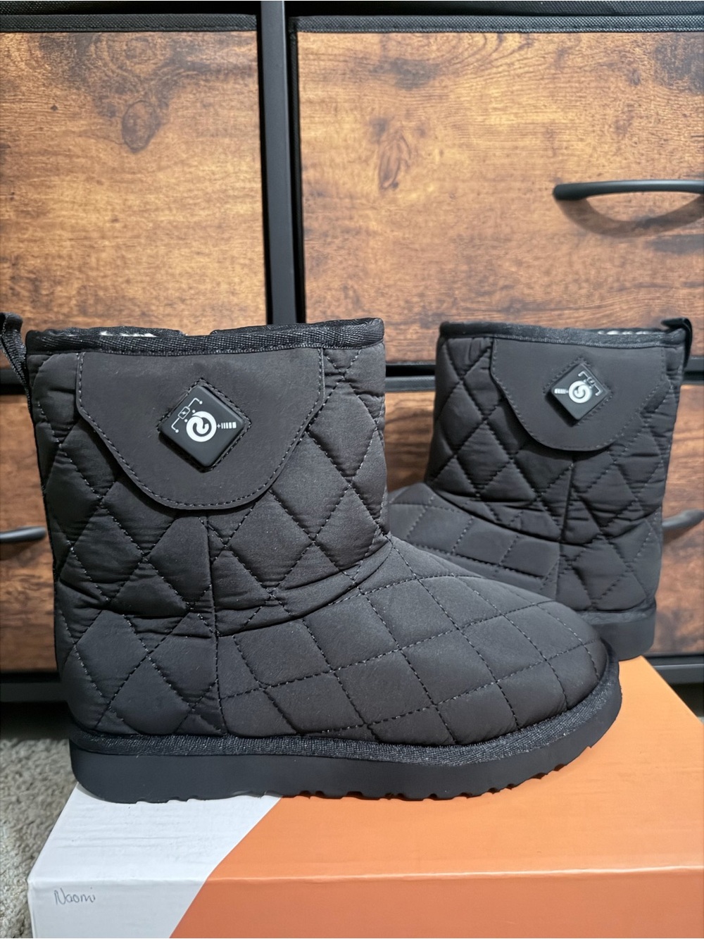 Quilted Black Women's Winter Boots - Brand Unspecified